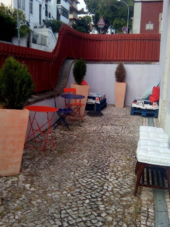 Three4Six Guesthouse Paço de Arcos Екстериор снимка